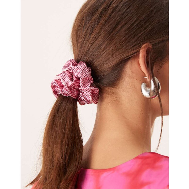Sui Ava Kelly crystal hair scrunchie in pink 102273278
