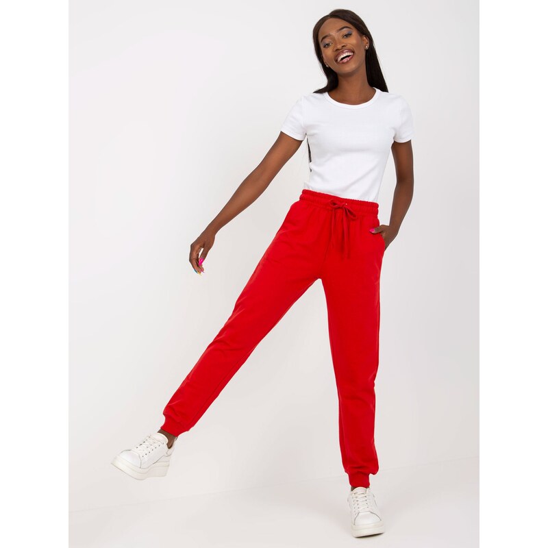 BASIC Feel Good Red sweatpants tied at the waist