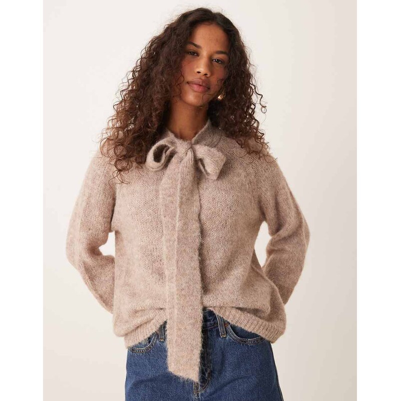 JDY bow detail knitted jumper in beige melange-Neutral 102510150