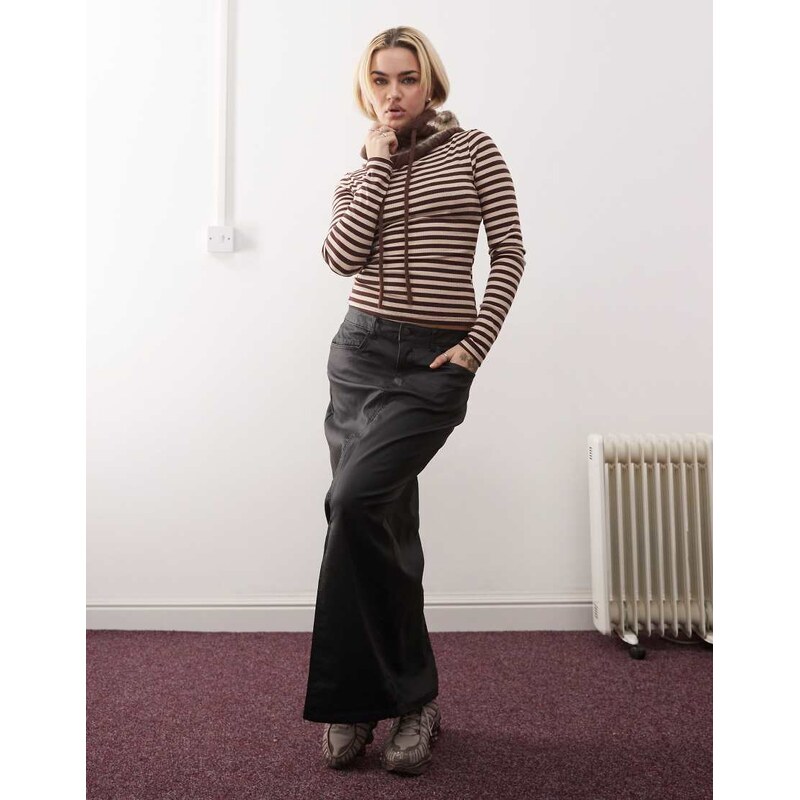 Noisy May faux leather maxi skirt with front slit in black 102713536