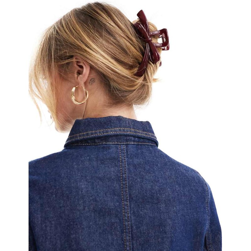 ASOS DESIGN hair claw with bow design in burgundy-Red