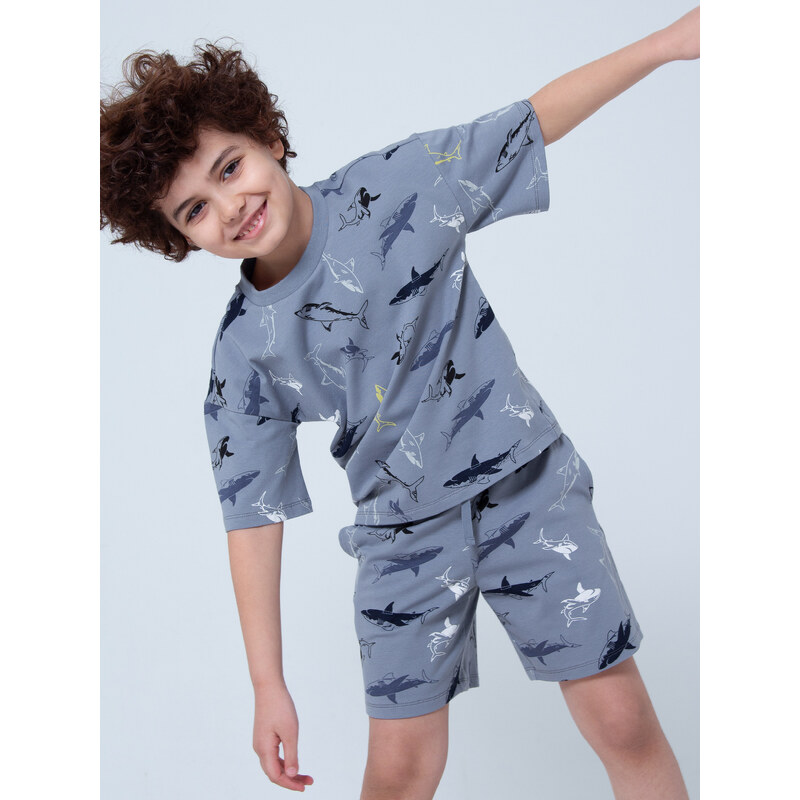 Winkiki Kids Wear Chlapecké pyžamo Shark, krátké kalhoty, krátký rukáv - šedá