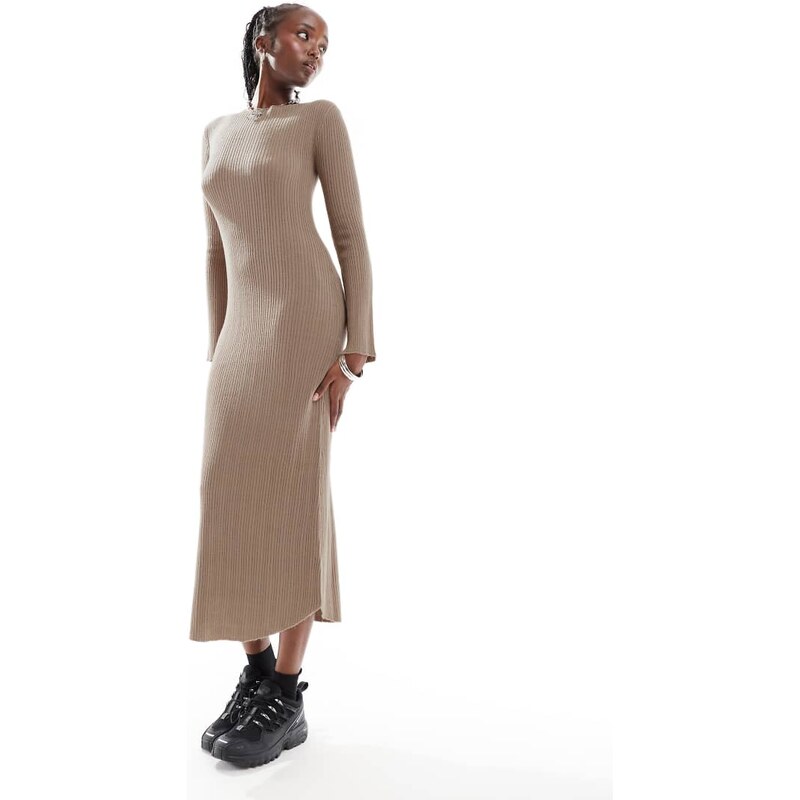 COLLUSION slash neck maxi dress in taupe-No colour