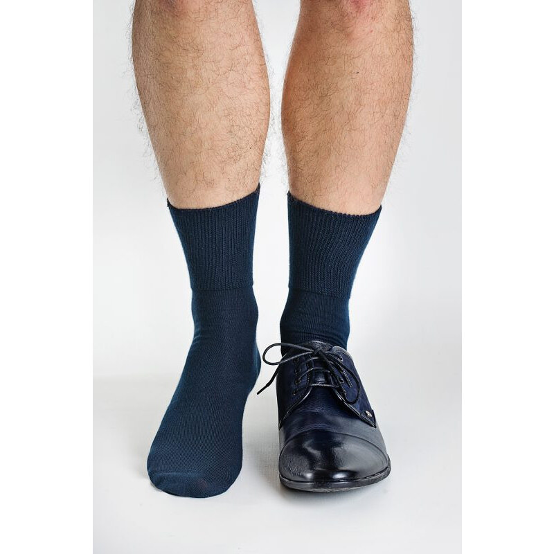netlačící ponožky Regina model 8254136 - Regina Socks