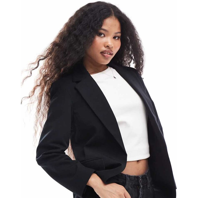 Miss Selfridge Petite relaxed fit essential blazer in black