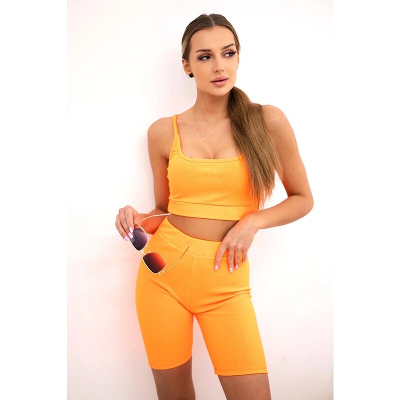 MladaModa Souprava crop-topu a krátkých legín s vysokým pasem model 69171883