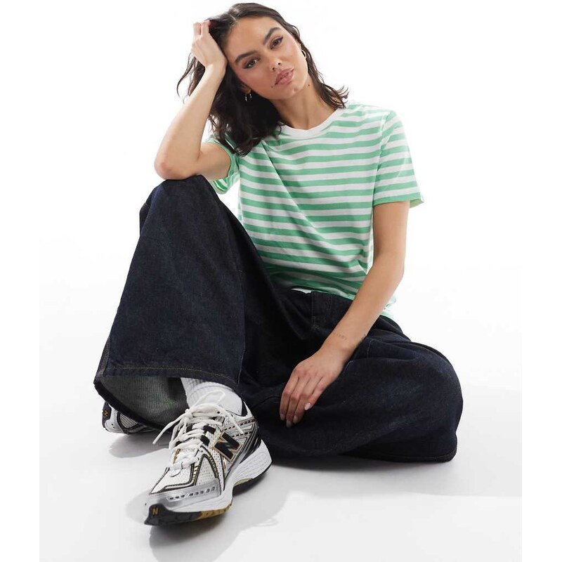 Pieces short sleeve boxy t-shirt in green and white stripe
