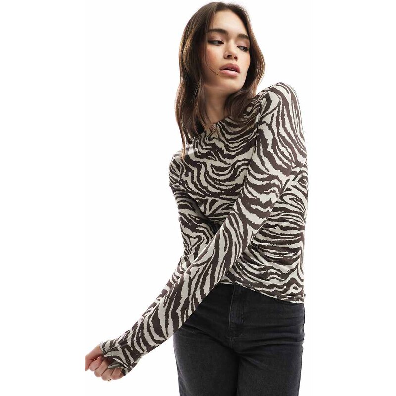 ONLY 2-ways long sleeves top in zebra print-White
