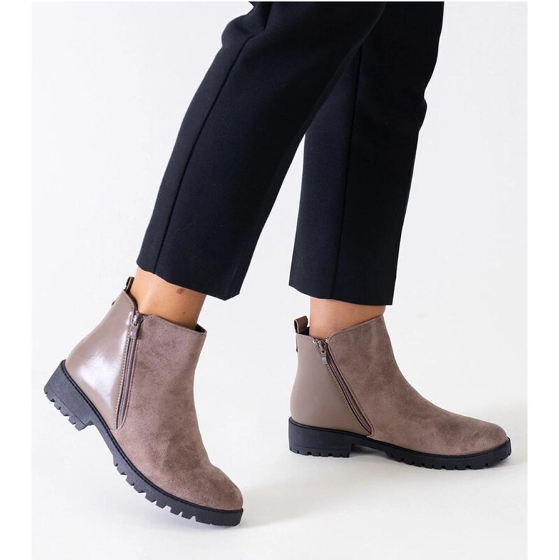 Boty model 204573 Solea