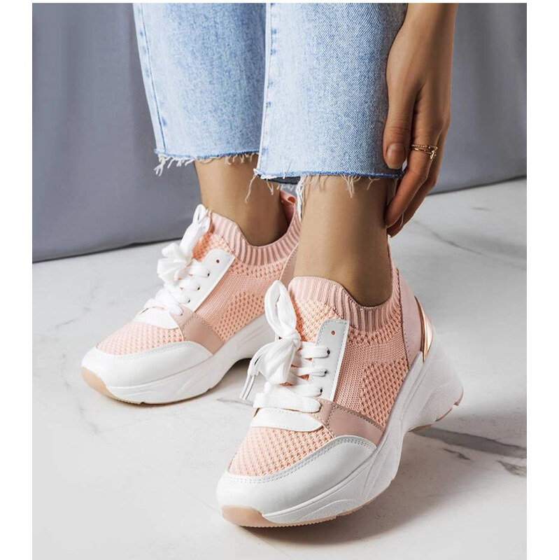 Boty sportovní na platformě model 207992 Solea
