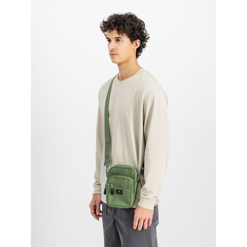 Alpha Industries Ledvinka Label Messenger Bag Small sage green