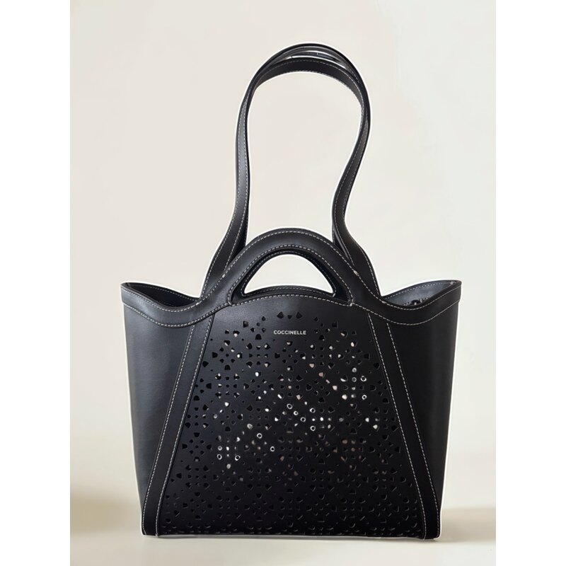 Coccinelle Amalia Cowhide Perforee kabelka – noir 104516670