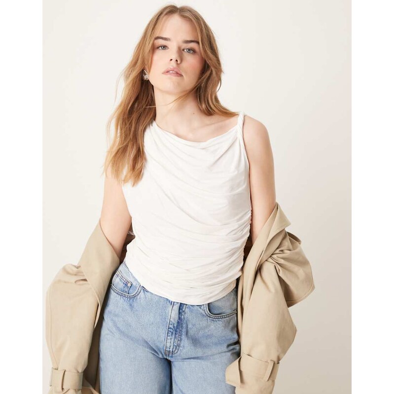 Abercrombie & Fitch skimming draped twist top in cream-White 115535372