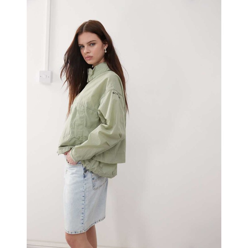 Columbia Paracutie II windbreaker in green