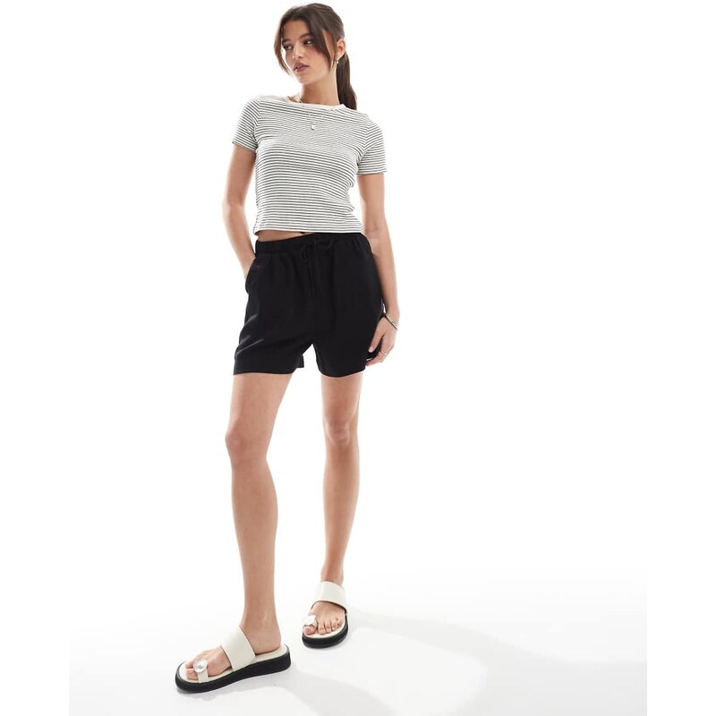 New look linen pull on short in black 106025342