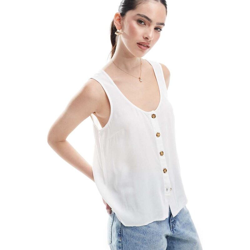 Vero Moda sleeveless buttondown top in white 104899322