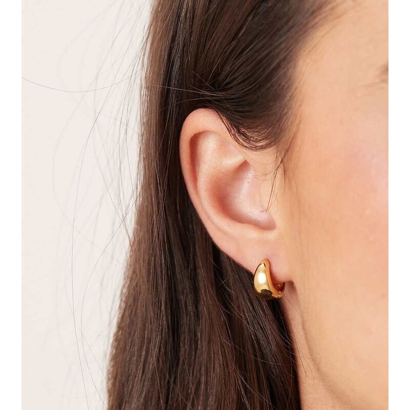 ASOS DESIGN 14k gold plated wide huggie hoops in gold tone 104902057