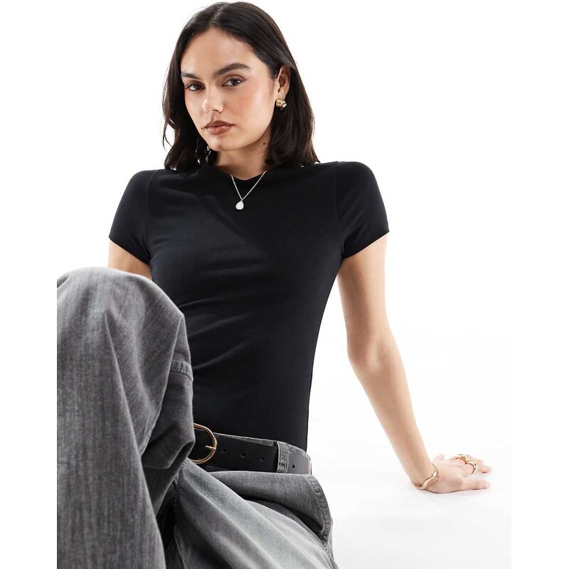 New Look crew neck t-shirt bodysuit in black 104913072