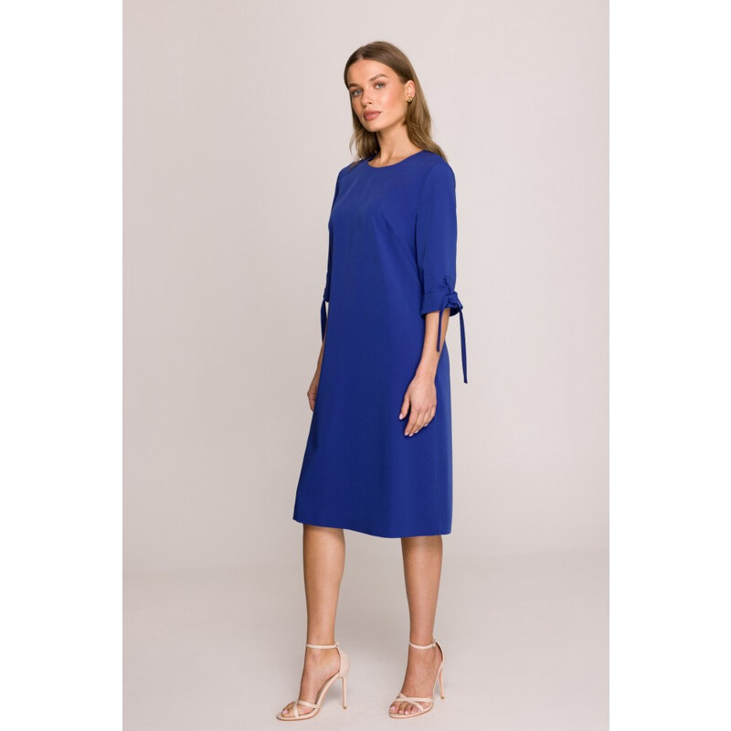 Šaty áčkového střihu s rukávy modré model 20966060 - STYLOVE