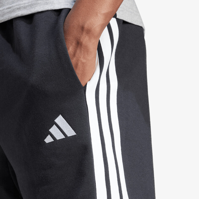 adidas 3-Stripes S