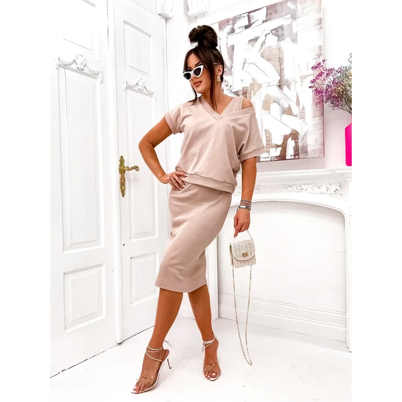 Resti Womens set with a top that reveals and a knee-length dress 108360095