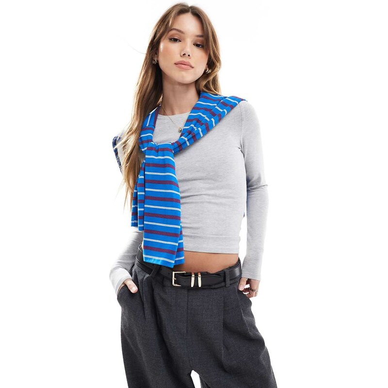 Cotton On long sleeve crew top in grey 105091260