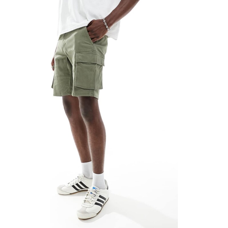 ONLY & SONS cargo short in green