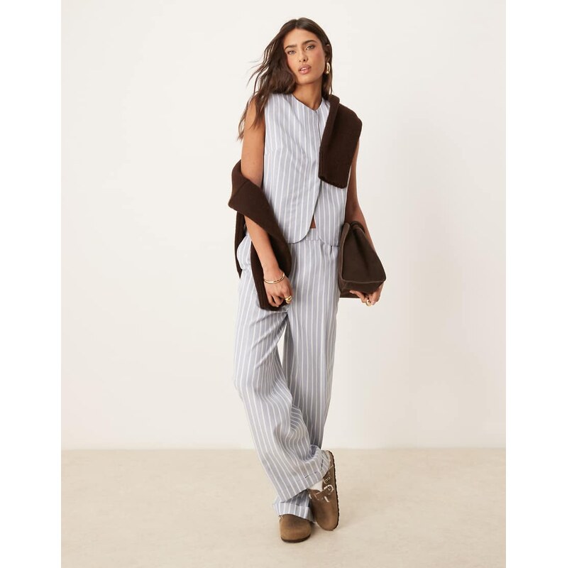 ASOS DESIGN tailored straight leg trousers with linen co-ord in blue 105105409