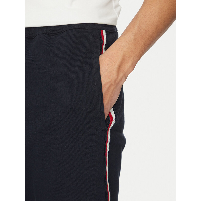 Šortky z materiálu Tommy Hilfiger