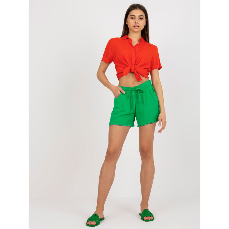BASIC Zelené ležérní šortky D73760M61531KH-green