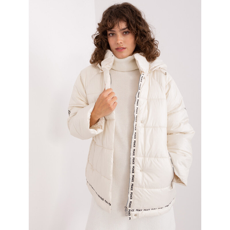 BASIC Smetanová prošívaná lesklá bunda -light beige