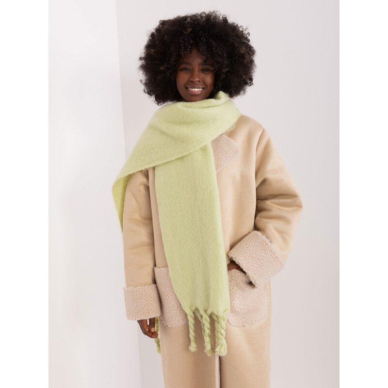 ITALY MODA Světle zelená šála s copy --light green Limetková 88286168