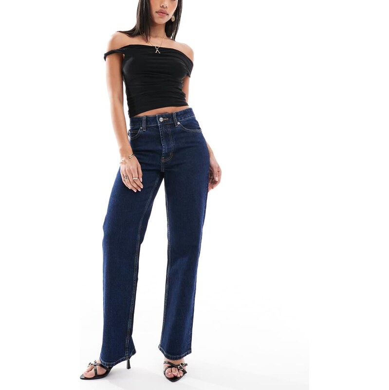 ASOS DESIGN comfort stretch straight leg jeans in rinse-Navy