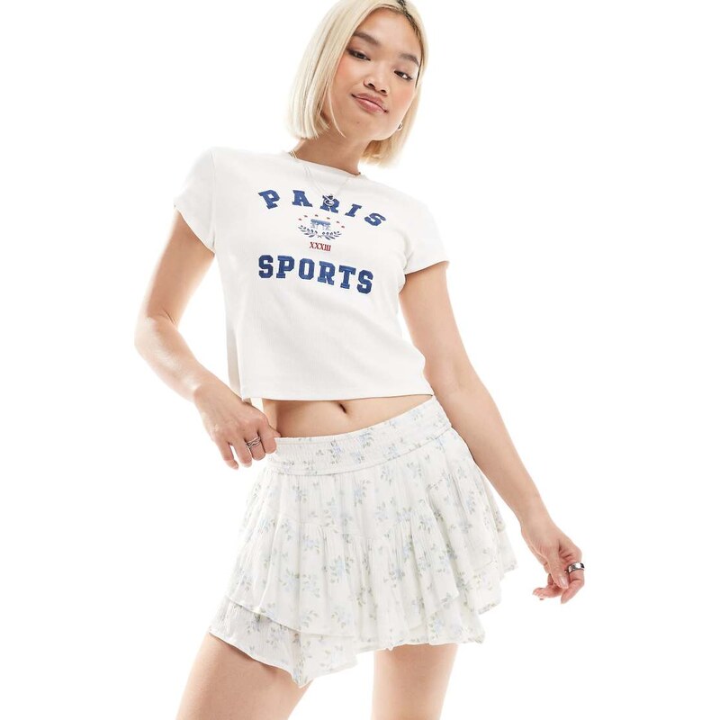 Hollister asymmetric tiered femme mini skort in white 105212742