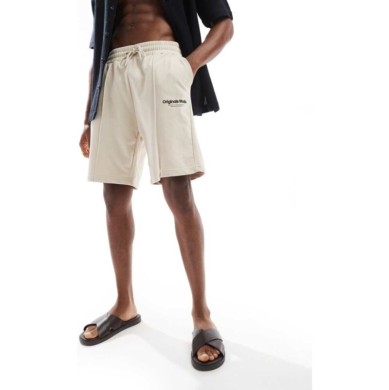 Jack & Jones loose fit sweat short in cream-White