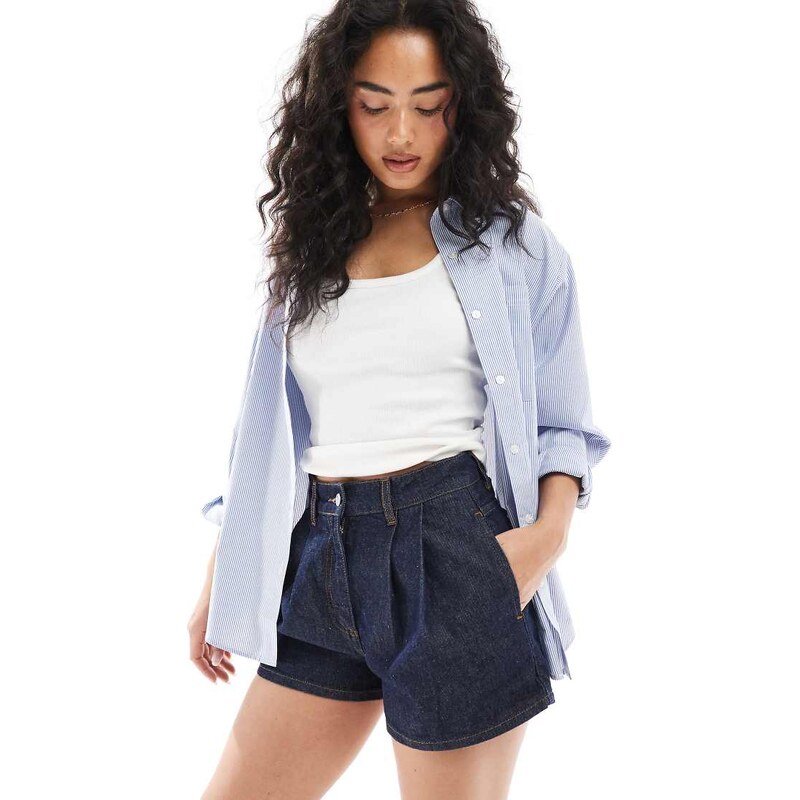 ASOS DESIGN denim pleated short in indigo-Blue 105298020
