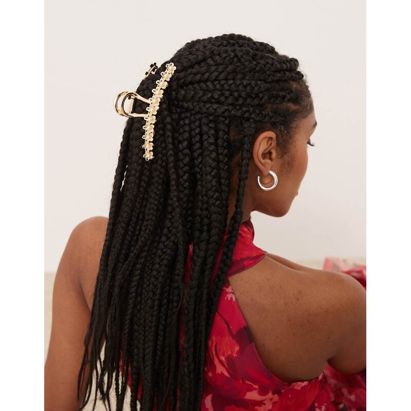 ASOS DESIGN metal XL hair claw with flower design and pearl detail 105306191