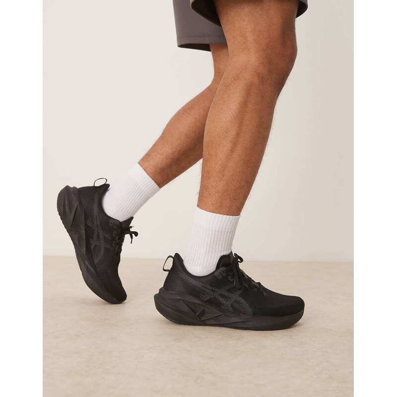 Asics Novablast 5 running trainers in black and carrier grey 105350882