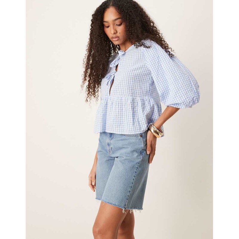Abercrombie & Fitch classice mid rise bermuda shorts with frayed hem 105357375