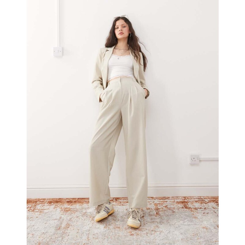 Miss Selfridge essential wide leg trouser in stone-Neutral 115695617
