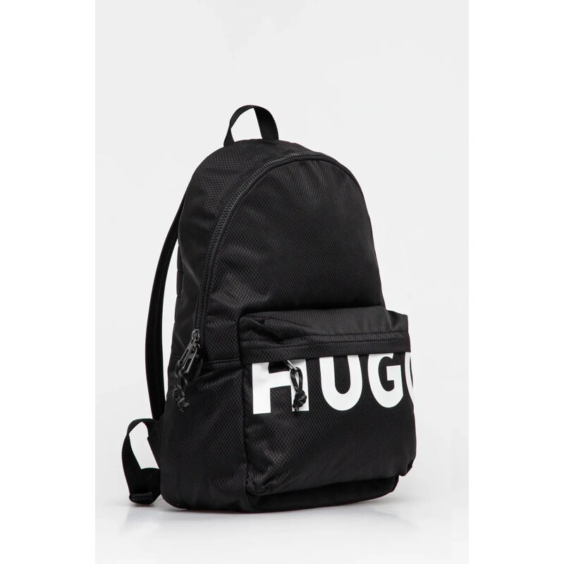Batoh HUGO