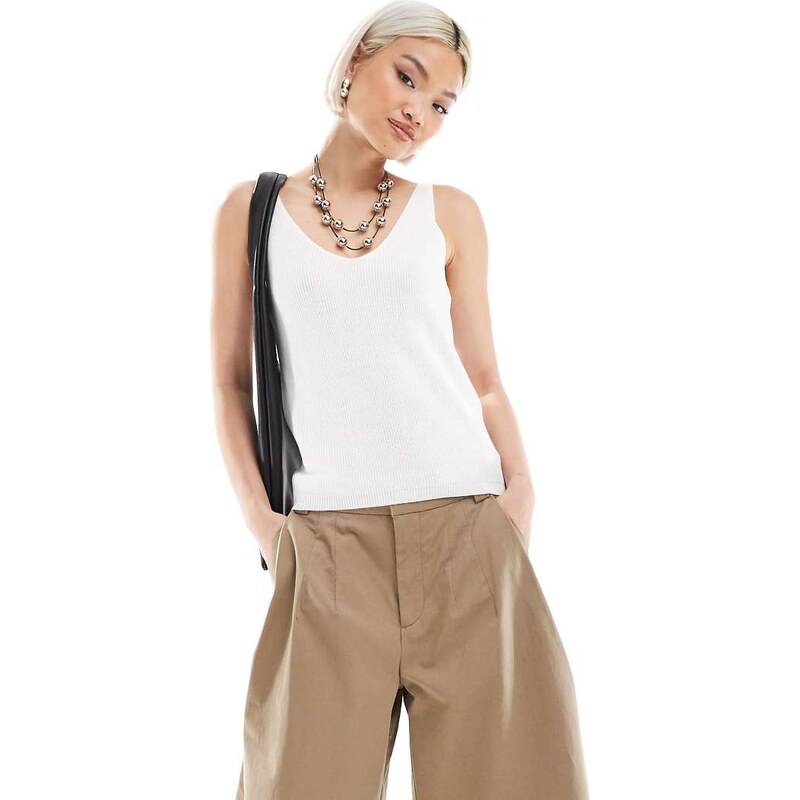 Vero Moda ribbed knit v neck cami top in white 110918501