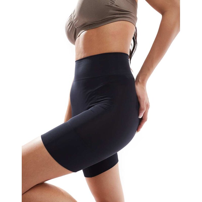 Dorina Essensual smoothing mid waist anti chaffing shorts in