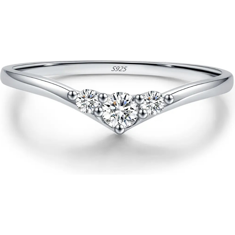 Olivie Stříbrný prsten MOISSANITE 9486