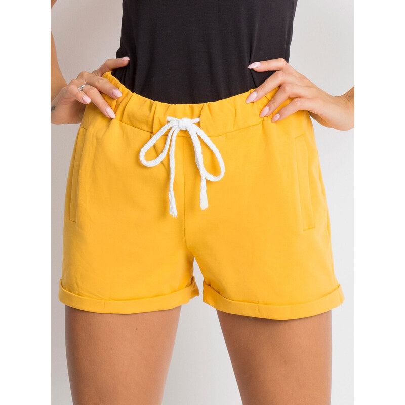 BASIC Dámské žluté šortky s vázáním v pase -dark yellow Hořčicová 53365413