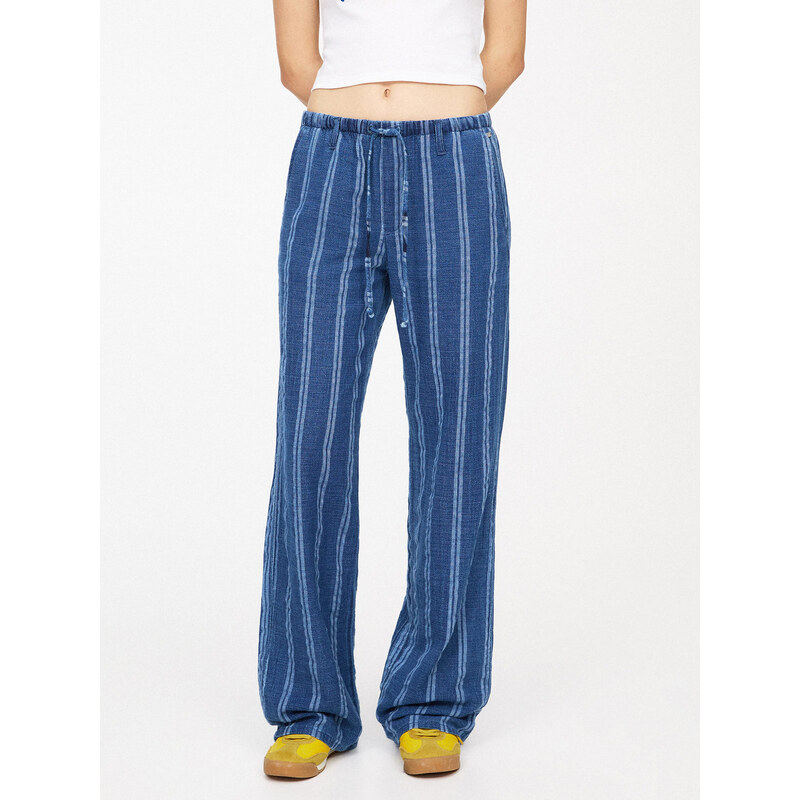 Pull&Bear Kalhoty světlemodrá / tmavě modrá