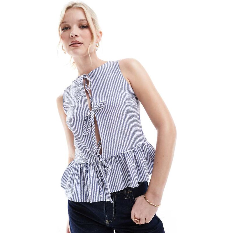Daisy Street peplum front tie up top in navy stripe 105454621