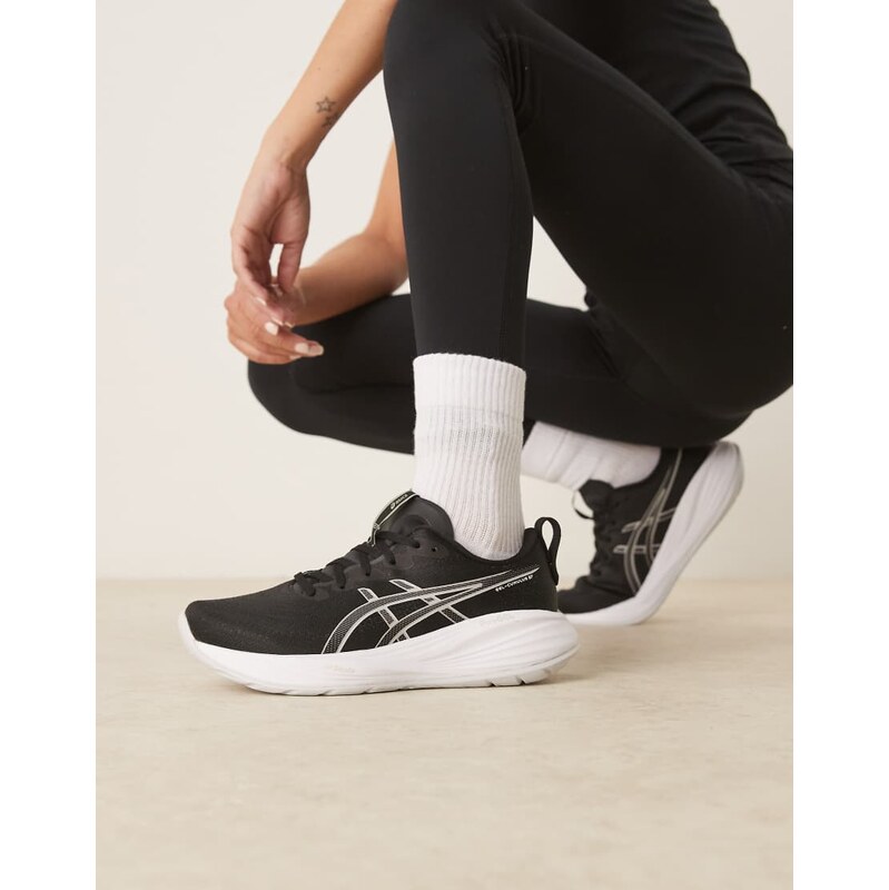 Asics Gel-cumulus 27 running trainers in black and white 105458047