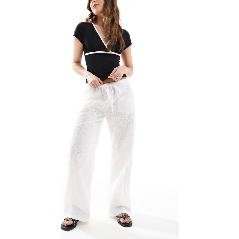 Daisy Street broderie anglaise low rise wide leg trousers in white 105458088