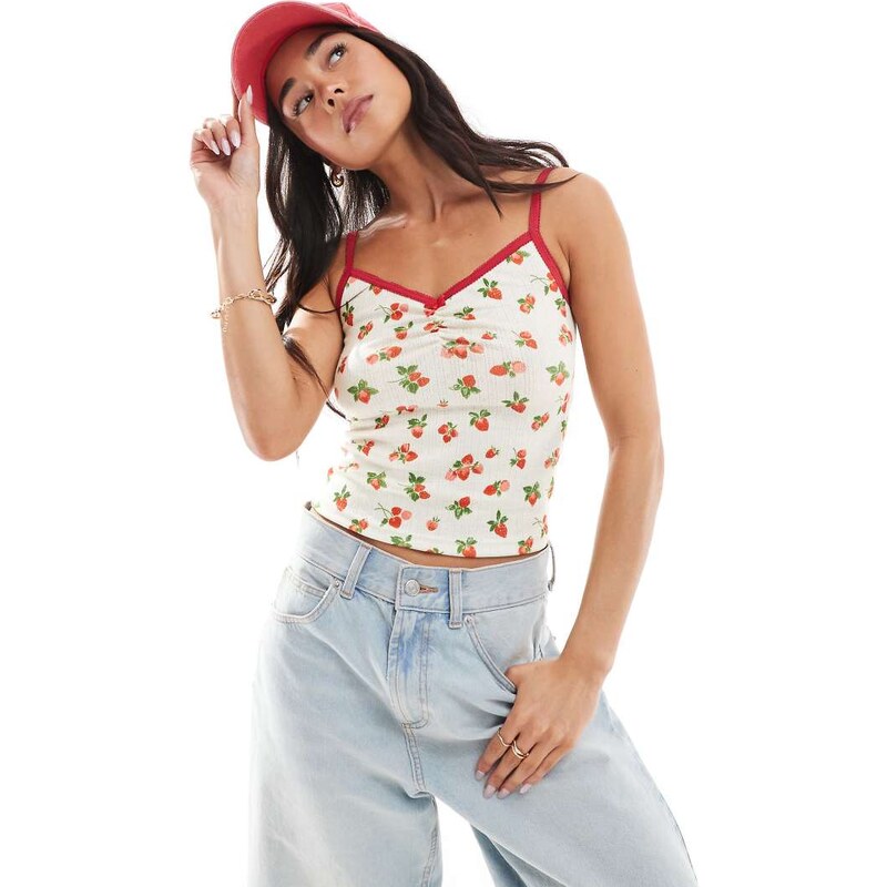 Daisy Street printed cropped cami top in red floral 105458087